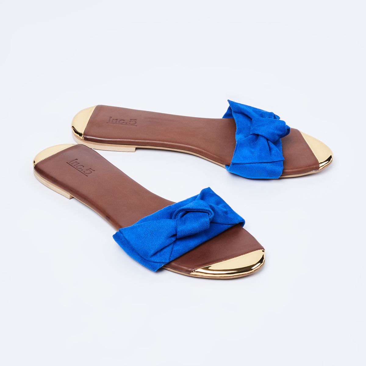 

INC.5 Flat Sandals with Knotted Strap, Blue