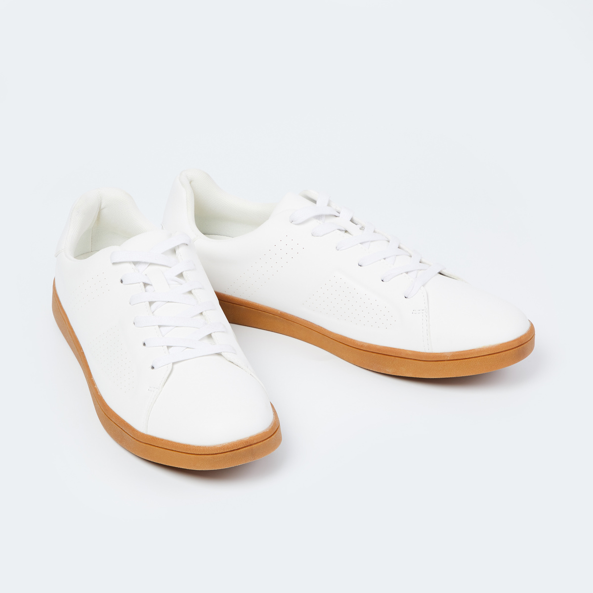 FORCA Perforated Low-Top Casual Shoes 