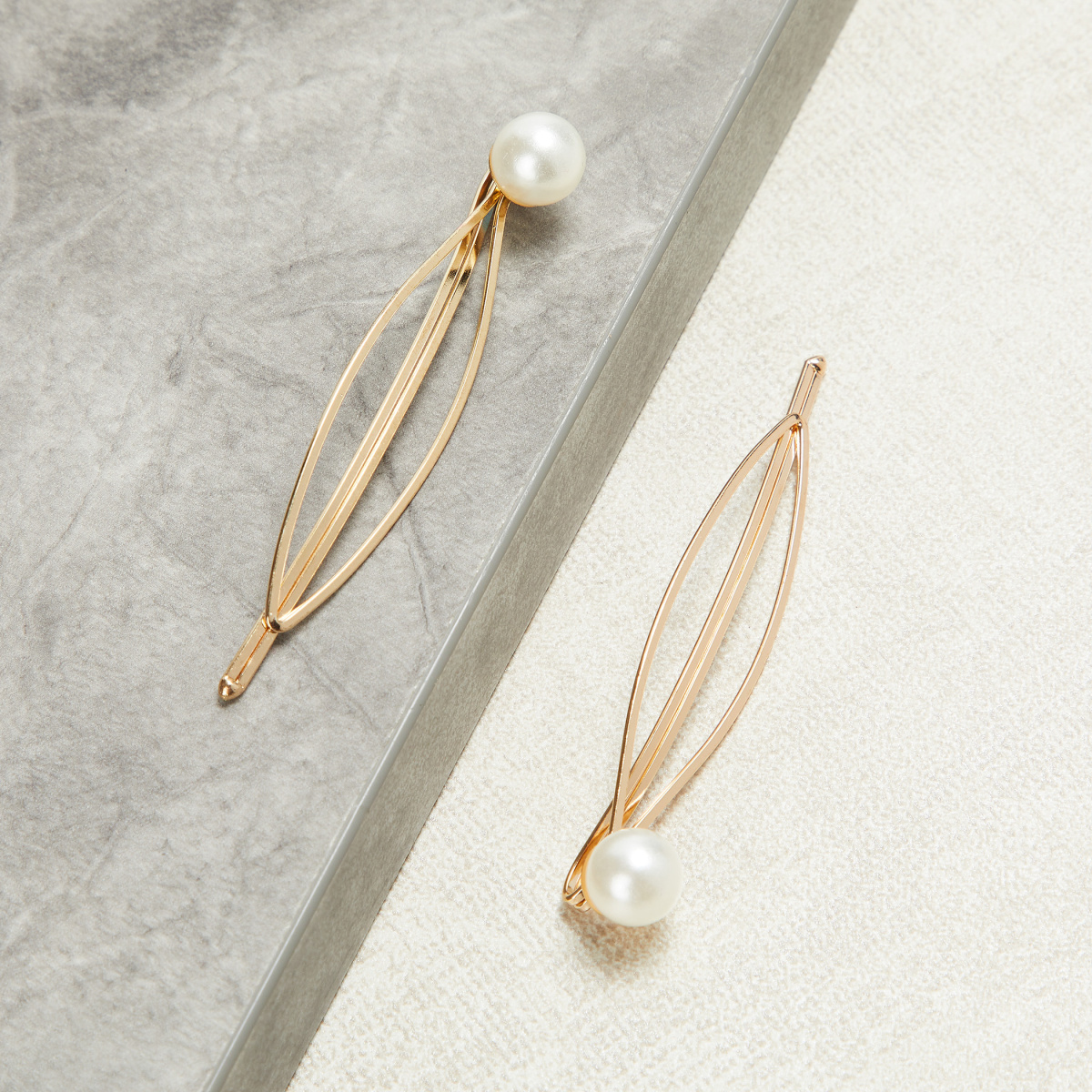 

TONIQ Pearl Embellished Hairpins - Set of 2, Gold