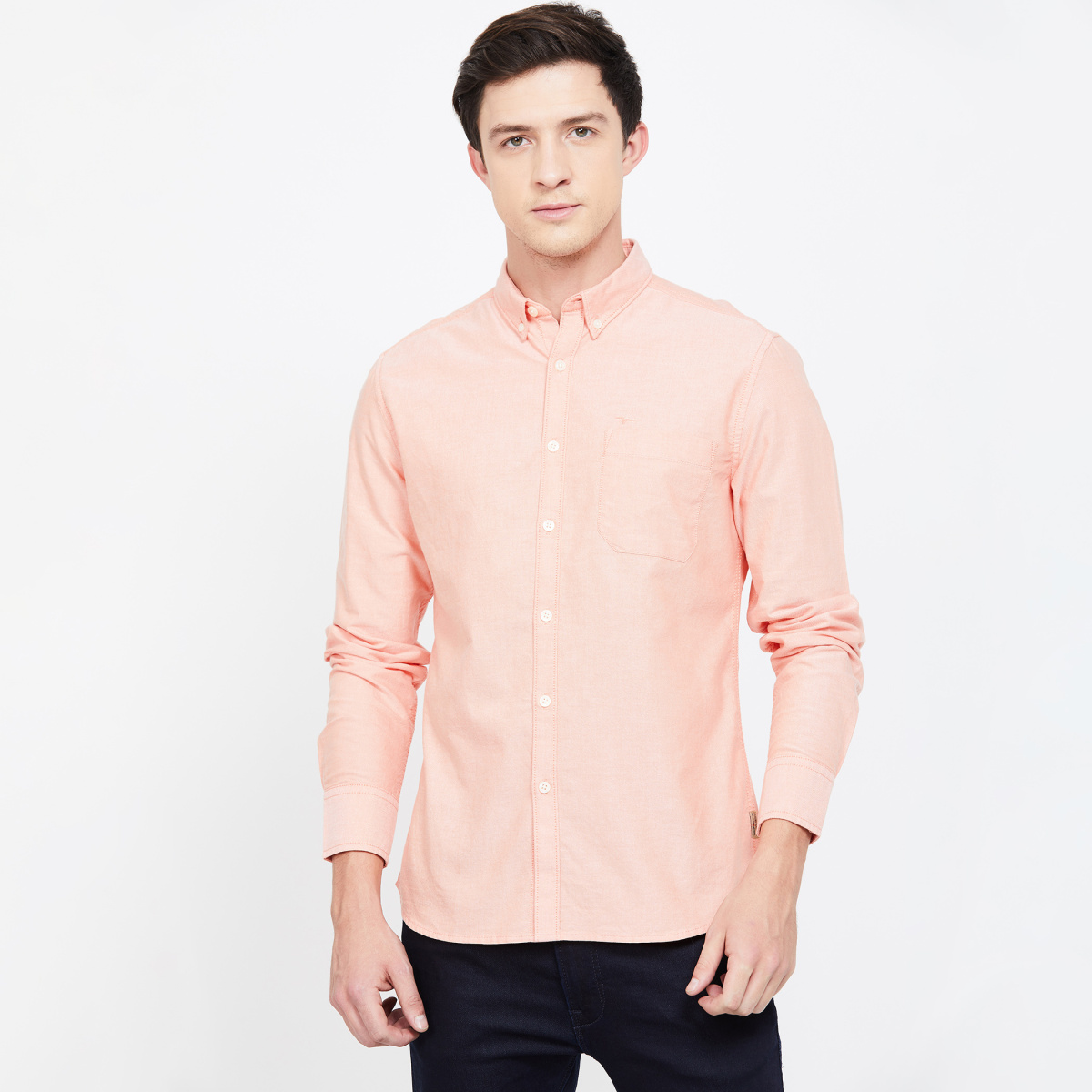 FLYING MACHINE Solid Slim Casual Shirt with Button-Down Collar