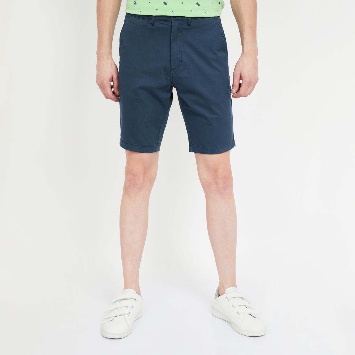 T-BASE Solid Slim Fit City Shorts