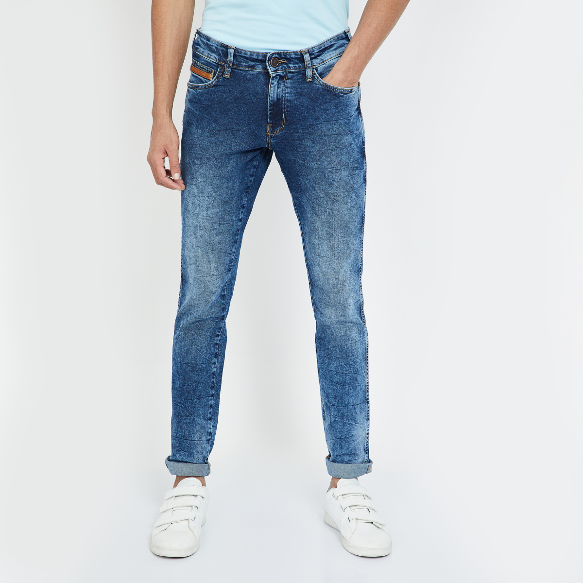 WRANGLER Stonewashed Slim Tapered Jeans