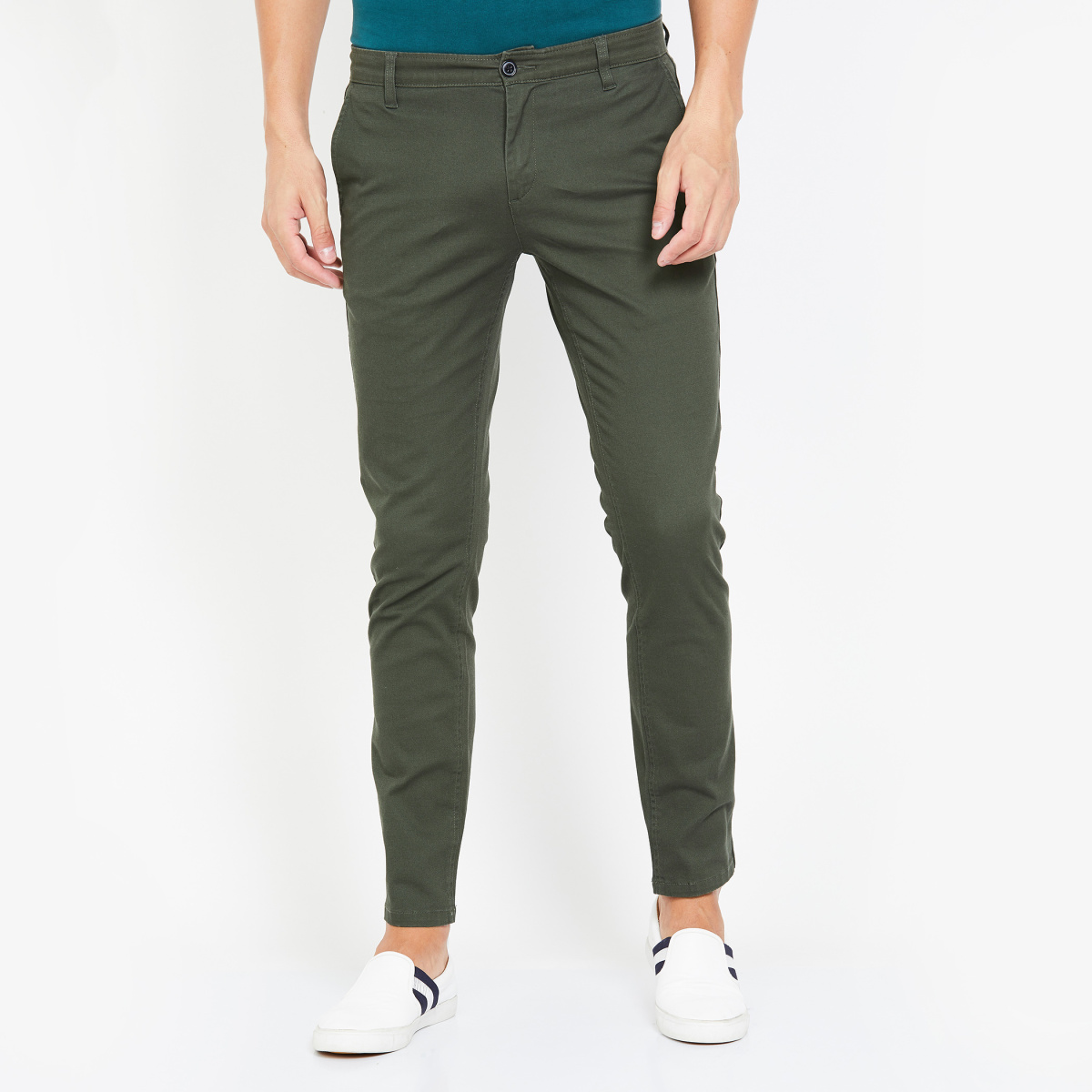 FAME FOREVER Men Solid Slim Fit Casual Trousers