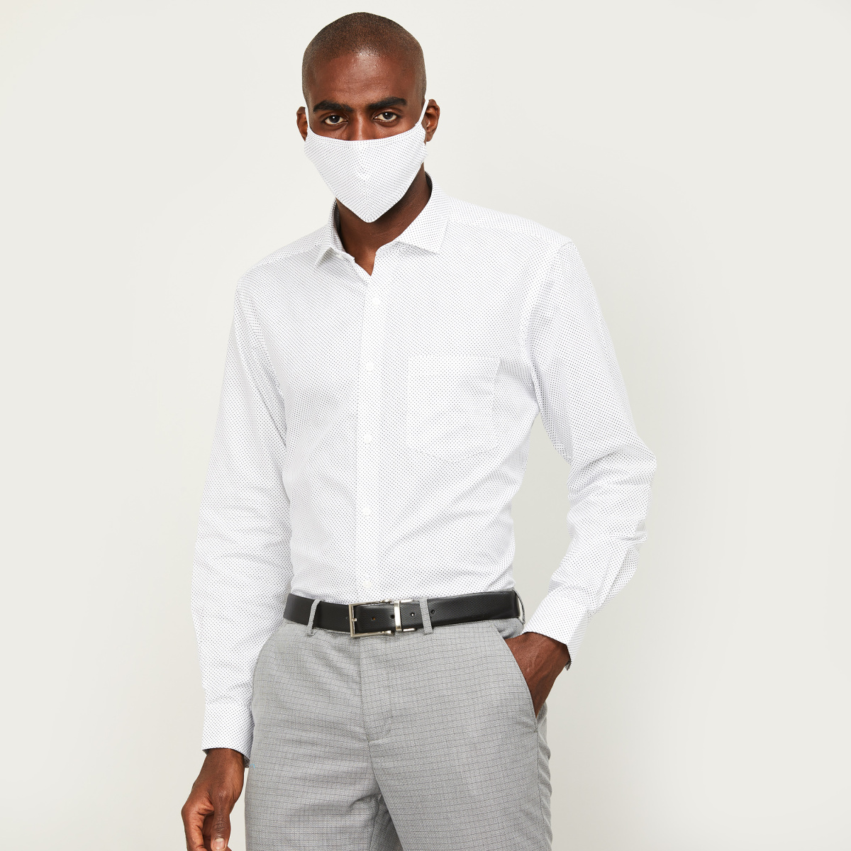CODE Men Printed Regular Fit Formal shirt with Mask