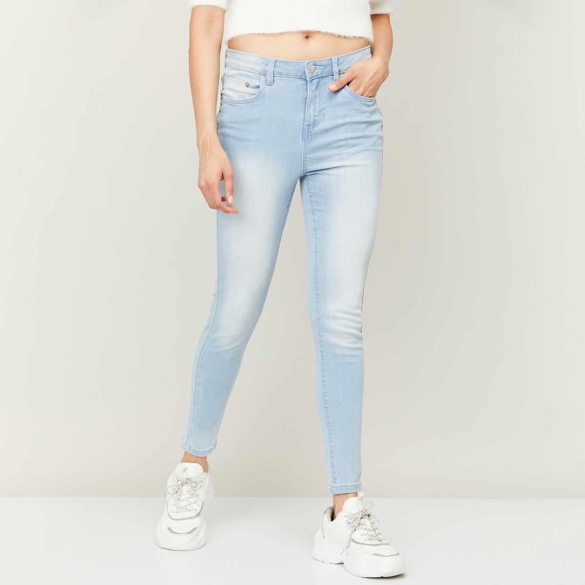 FAME FOREVER Women Stonewashed Skinny Fit Jeans