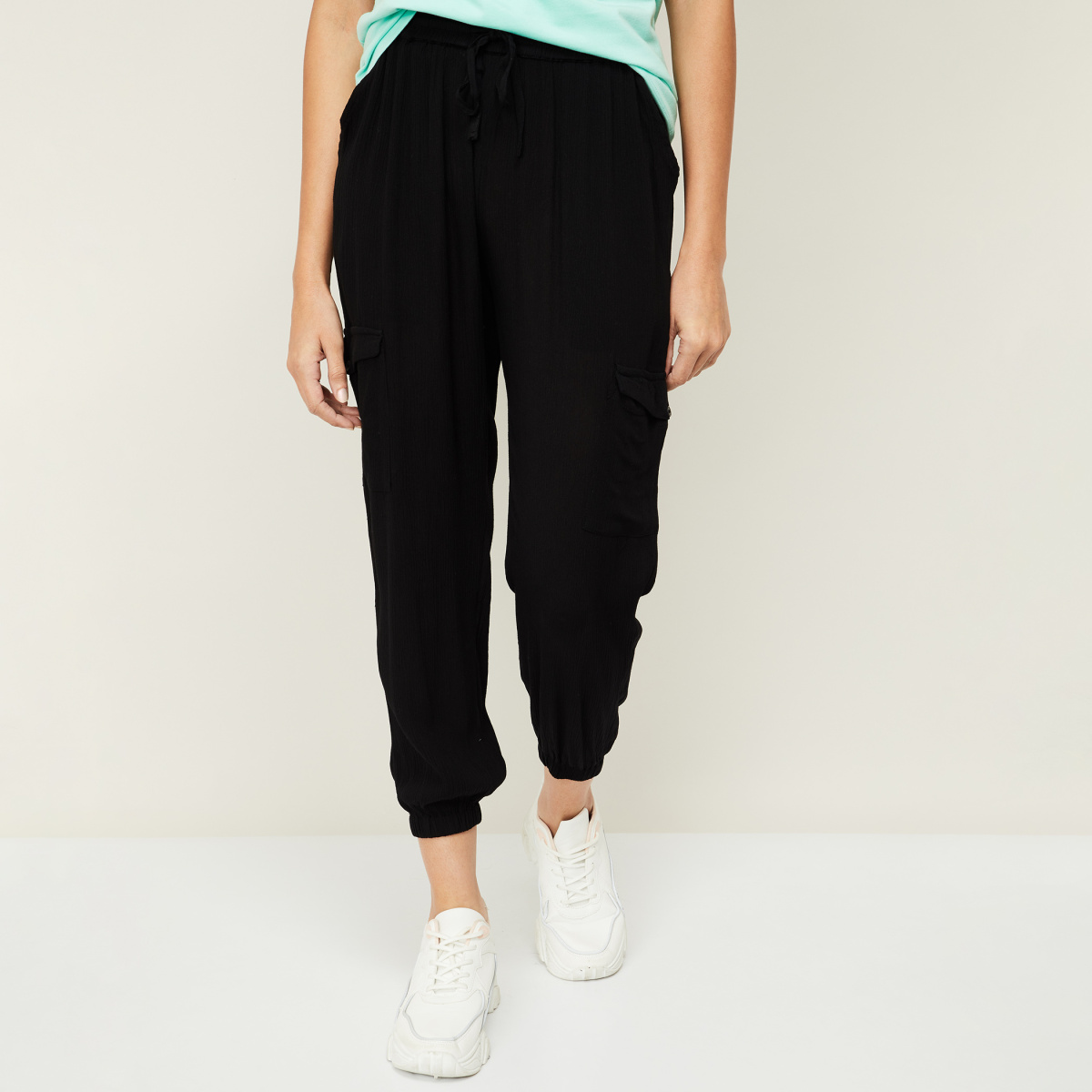 GINGER Women Solid Joggers