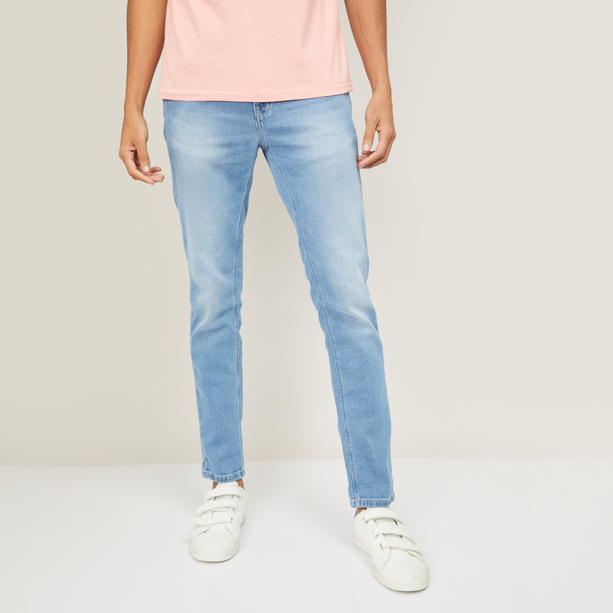 UNITED COLORS OF BENETTON Men Stonewashed Skinny Fit Jeans