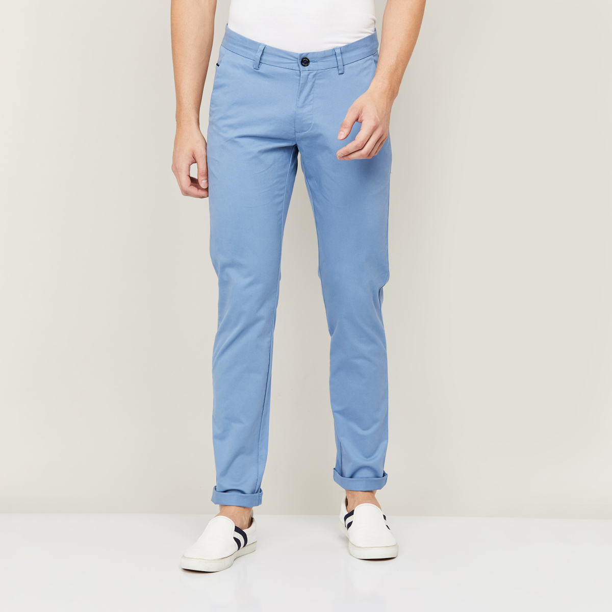 Buy Men Blue Slim Fit Solid Casual Trousers Online - 320655 | Allen Solly