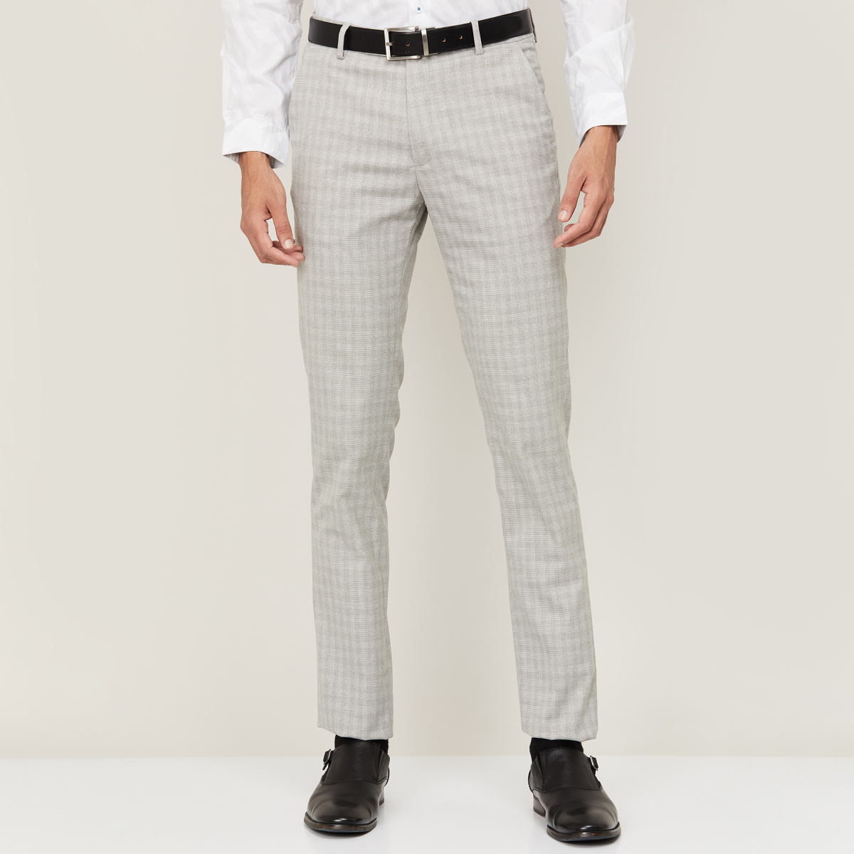 Buy Van Heusen Men Grey Textured Slim Fit Trousers online