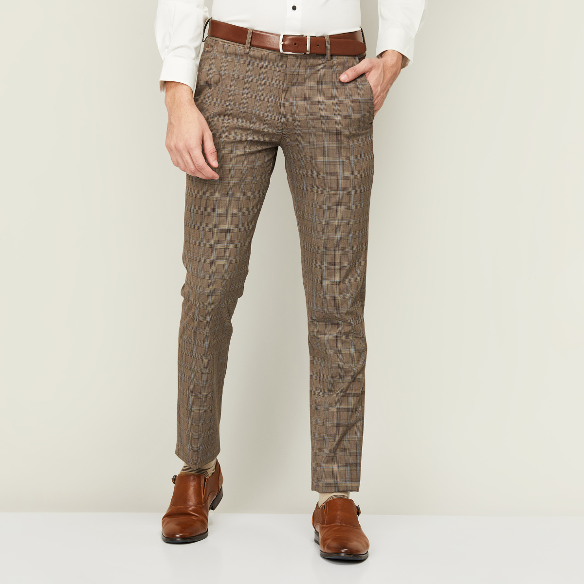 Buy Men Cream Solid Slim Fit Formal Trousers Online  715804  Peter England