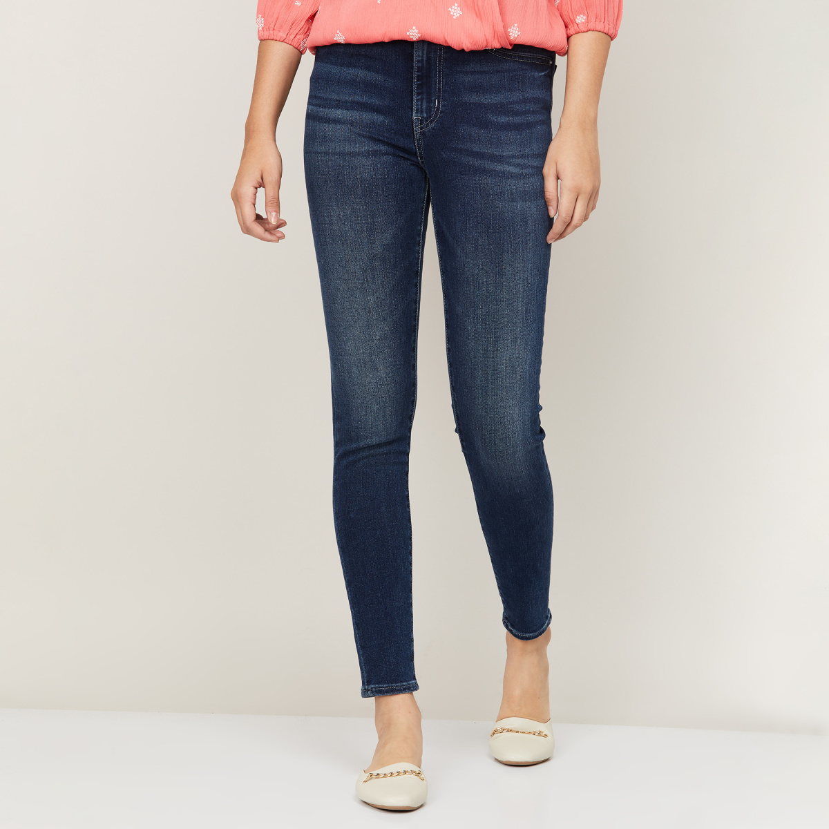 LEVI'S Women Stonewashed Tapered Fit Jeans