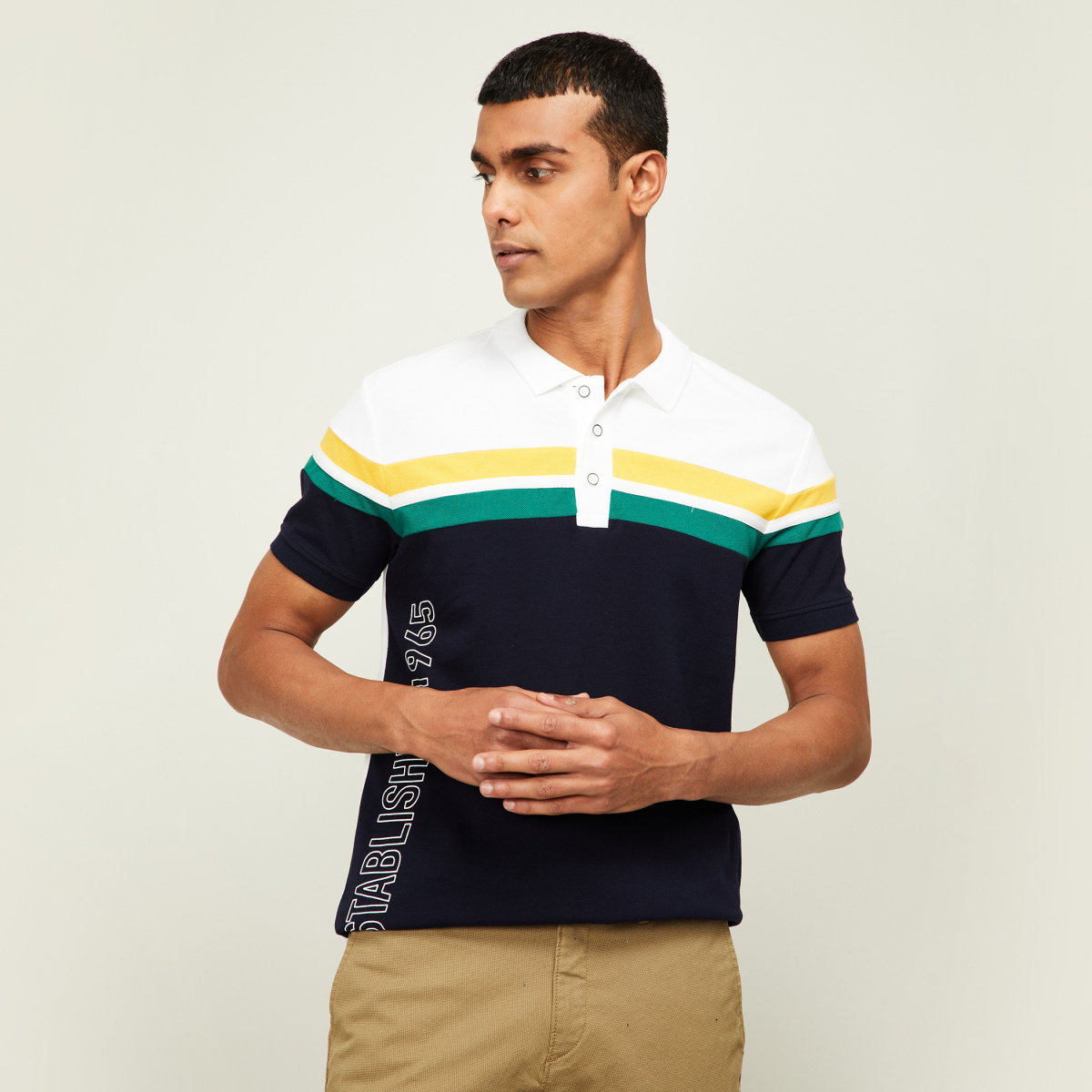 UNITED COLORS OF BENETTON Men Colourblocked Polo T-shirt